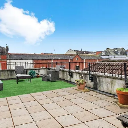 Chic Penthouse - Private Rooftop Bristol